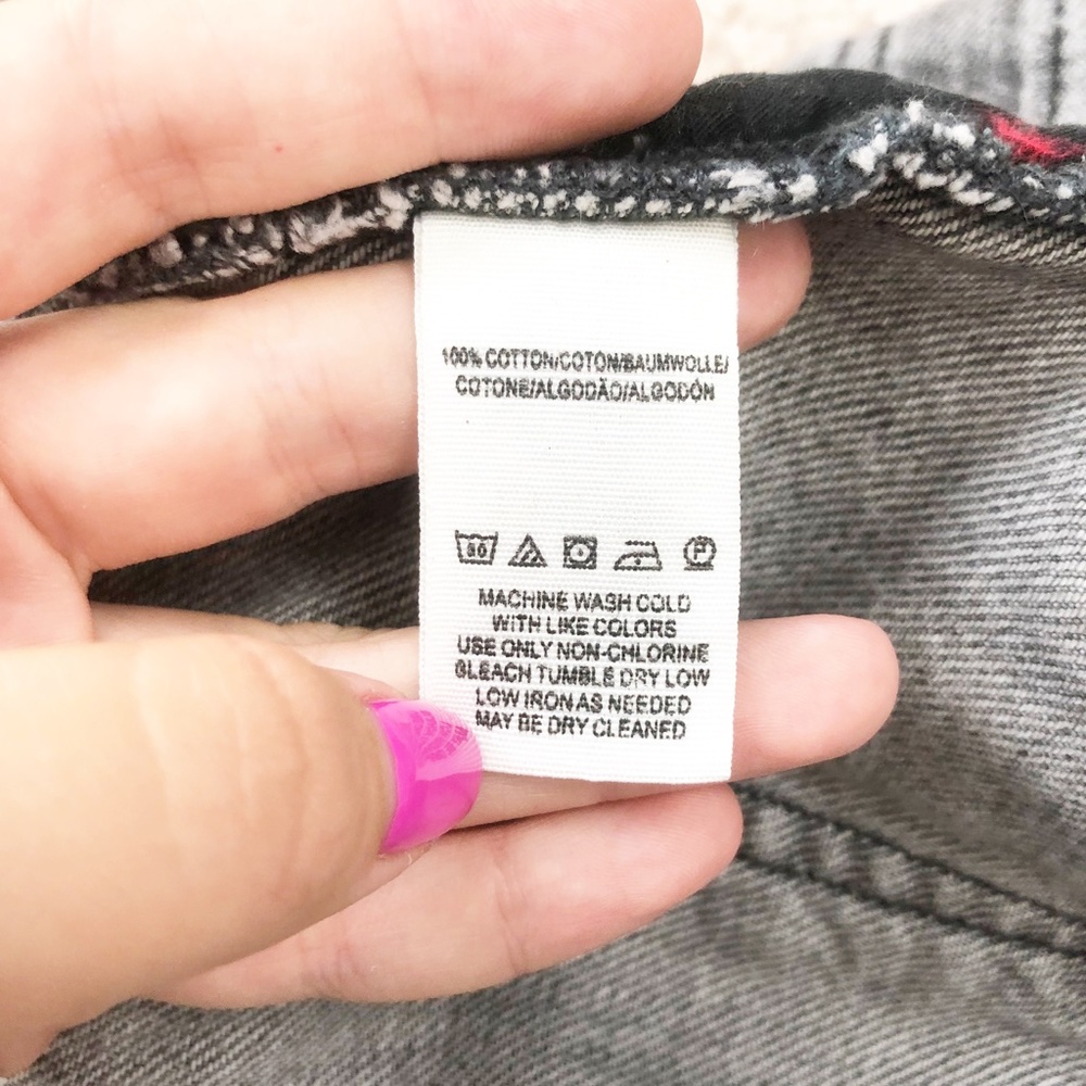 We the Free Gray Destroyed Runway Cutoff Shorts 27 - Picture 8 of 10